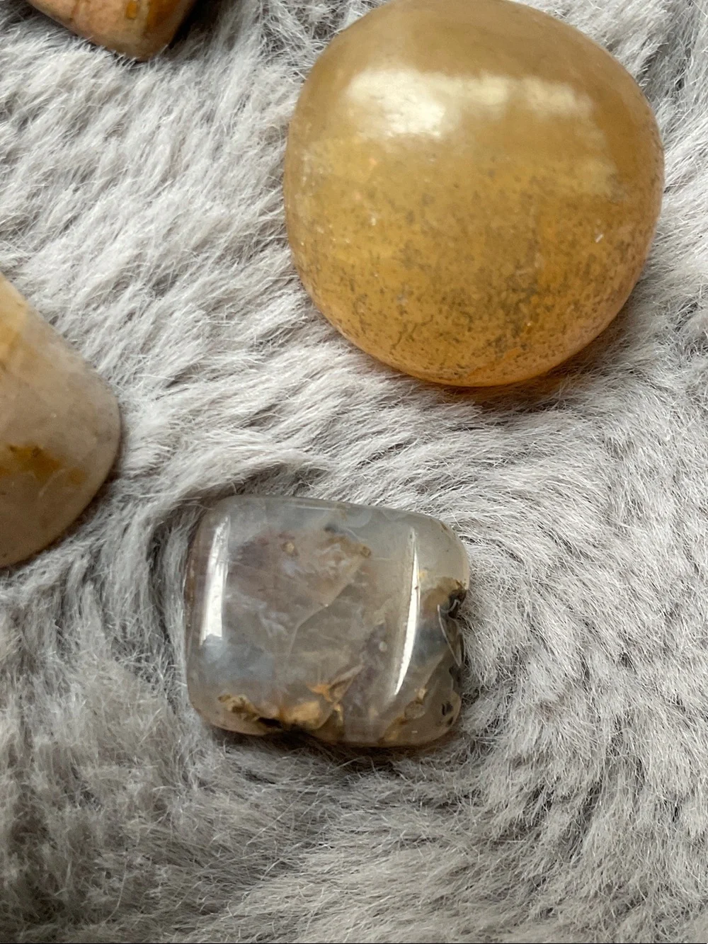 Natural Golden Brown Decorative Tumbled Stones - Home Accents